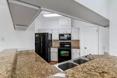 5711 Taylor Draper Cove #B, Austin, TX 78759 - Photo 14