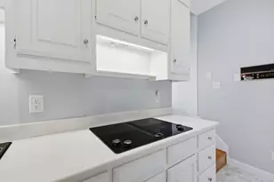 1626 Palma Plaza, Austin, TX 78703 - Photo 16