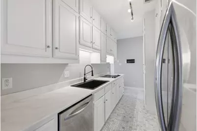 1626 Palma Plaza #9, Austin, TX 78703 - Photo 14