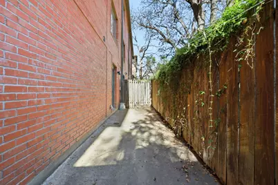 1626 Palma Plaza #9, Austin, TX 78703 - Photo 38