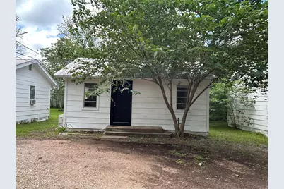 1107-6 N Pine Street #6, Bastrop, TX 78602 - Photo 1