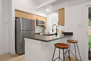 6807 Woodhue Dr, Austin, TX 78745 - Photo 14