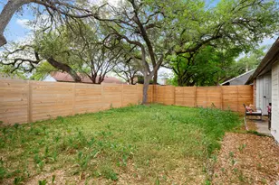 6807 Woodhue Dr, Austin, TX 78745 - Photo 26