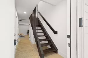 6807 Woodhue Dr, Austin, TX 78745 - Photo 6