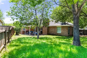 2408 Shiloh Dr, Austin, TX 78745 - Photo 18