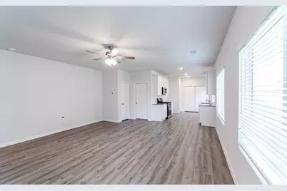 207 Everglades Drive, Kyle, TX 78640 - Photo 2