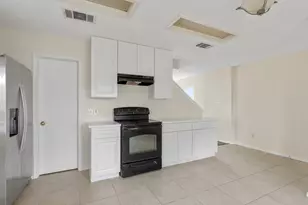 10341 Garbacz Dr, Austin, TX 78748 - Photo 6