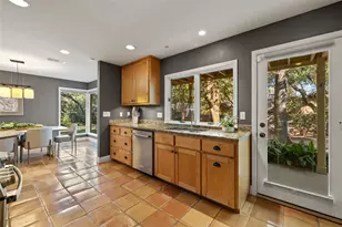 8505 Greenflint Ln, Austin, TX 78759 - Photo 14