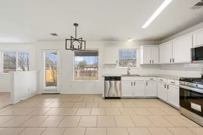 15216 Mandarin Crossing, Pflugerville, TX 78660 - Photo 10