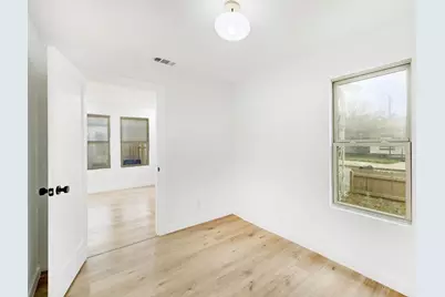 2404 Santa Rita Street, Austin, TX 78702 - Photo 8