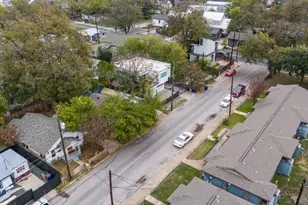 2404 Santa Rita St, Austin, TX 78702 - Photo 24