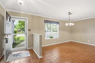 2902 Dover Pl, Austin, TX 78757 - Photo 2