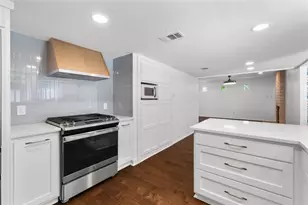 7602 Banpass Ln, Austin, TX 78736 - Photo 12