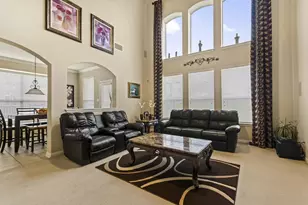 1610 Hidden Springs Path, Round Rock, TX 78665 - Photo 10