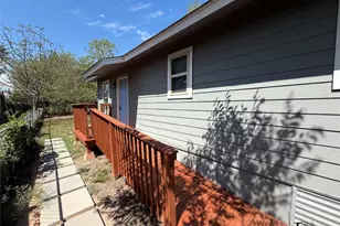 1009 Alex St, Lockhart, TX 78644 - Photo 1