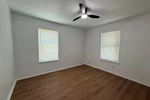 1009 Alex St, Lockhart, TX 78644 - Photo 8