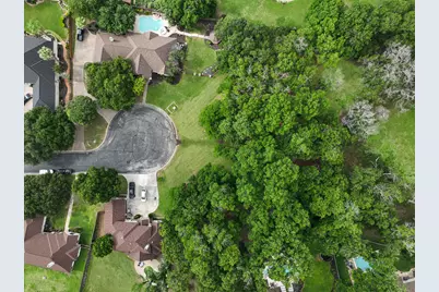 130 Milagros, Seguin, TX 78155 - Photo 2