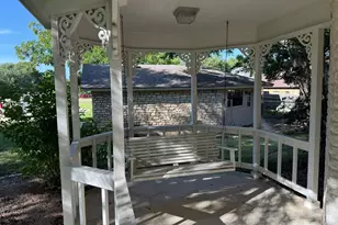 266 Quail St, Meadowlakes, TX 78654 - Photo 8