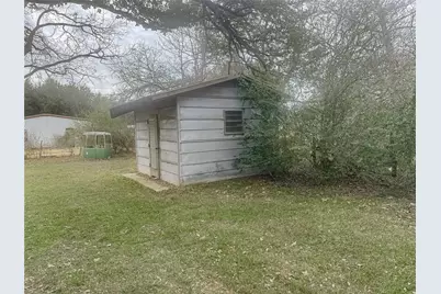 729 N Main Street, Lexington, TX 78947 - Photo 14