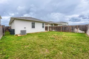 233 New Hampton Wy, San Marcos, TX 78666 - Photo 20