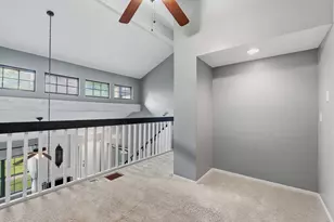 1748 Ohlen Rd, Austin, TX 78757 - Photo 12