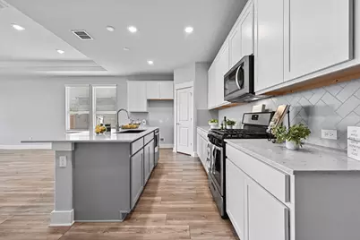 284 Grace Lilly Drive, Buda, TX 78610 - Photo 10