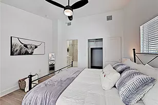 5314 Downs Dr, Austin, TX 78721 - Photo 16