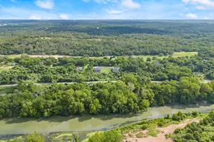 147 Kahana Ln, Bastrop, TX 78602 - Photo 38