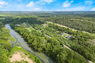 147 Kahana Ln, Bastrop, TX 78602 - Photo 40