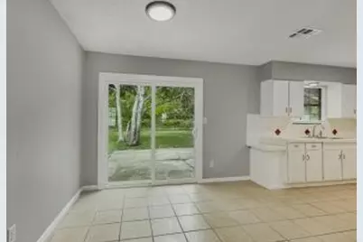 403 Edmond Street, Taylor, TX 76574 - Photo 6