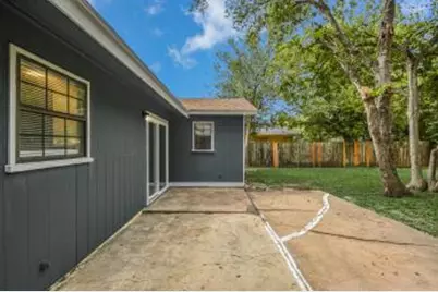 403 Edmond Street, Taylor, TX 76574 - Photo 2