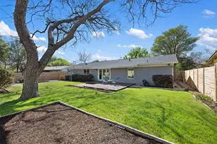 5507 Mapleleaf Dr, Austin, TX 78723 - Photo 32