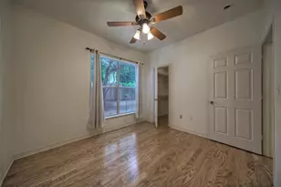 12289 Mulligan Glen Ct, Austin, TX 78753 - Photo 16