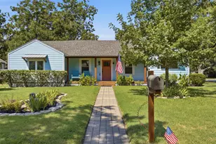 1217 Fairground St, Taylor, TX 76574 - Photo 1