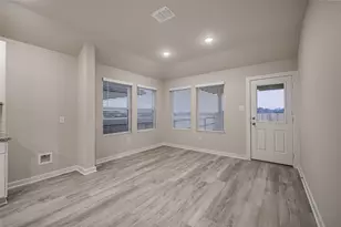 25525 Flora Bella Ln, Elgin, TX 78621 - Photo 14