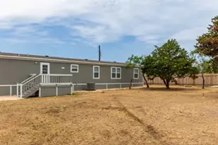 146 Guajolote ST, Cedar Creek, TX 78612 - Photo 18