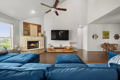 21824 Rock Wren Road, Spicewood, TX 78669 - Photo 18