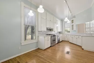 205 S Rio Grande Street, Lockhart, TX 78644 - Photo 8