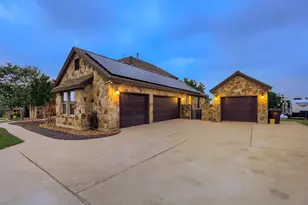 226 Hudson Ln, Dripping Springs, TX 78620 - Photo 4