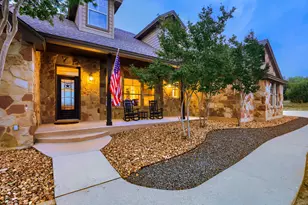 226 Hudson Ln, Dripping Springs, TX 78620 - Photo 2