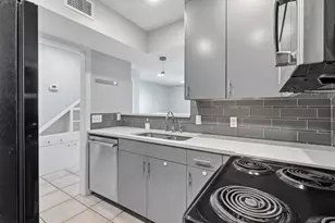 2122 Hancock Dr, Austin, TX 78756 - Photo 8