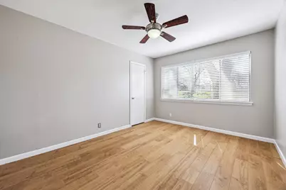 1304 Mariposa Drive #104, Austin, TX 78704 - Photo 14