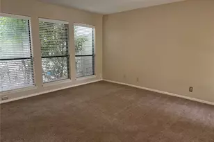 17 Casa Verde St, Lakeway, TX 78734 - Photo 10