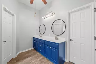 9309 Manipari Ln, Austin, TX 78749 - Photo 16