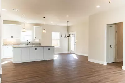 311 String Prairie Way, Smithville, TX 78957 - Photo 4