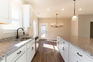 311 String Pr Wy, Smithville, TX 78957 - Photo 6