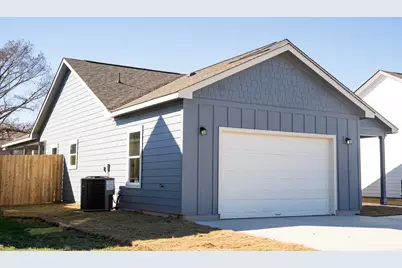 311 String Prairie Way, Smithville, TX 78957 - Photo 2