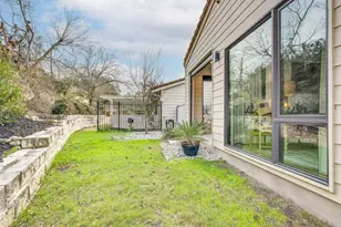 6820 N Cypress Point, Austin, TX 78746 - Photo 32