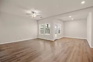 202 Fairmeadow Downs Dr, Hutto, TX 78634 - Photo 6