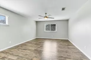 7105 Meadowood Dr, Austin, TX 78723 - Photo 12